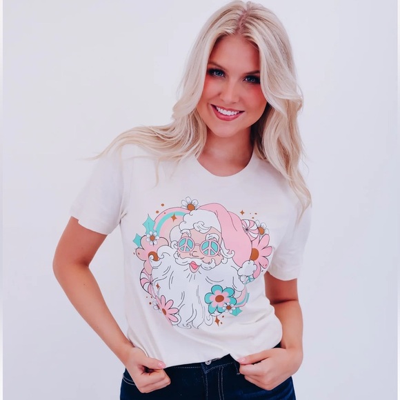 Bella Canvas HIPPIE SANTA GRAPHIC TEE | Color: CREAM | NEW/NWT!!🎄🎅🤶 - Picture 1 of 5